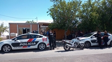Mostraba un revólver en la calle y la Policía de San Juan lo detuvo