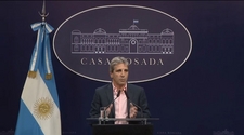 Luis Caputo anunció que el Gobierno de Milei quitará el capítulo fiscal de la Ley Ómnibus