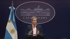 Luis Caputo anunció que el Gobierno de Milei quitará el capítulo fiscal de la Ley Ómnibus