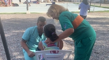 Además de recreación, las colonias de verano cuentan con servicios médicos