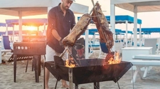 Gastón de Oro apostó Italia para triunfar con su emprendimiento de asado argentino 