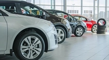 El Gobierno impulsa la venta de autos y motos con una fuerte reducción de impuestos