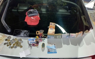 Robó y quiso escapar por los techos, pero lo detuvieron