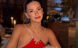 La China Suárez estalló por un meme y lanzó un "palito" a Wanda Nara