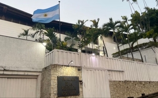 Cancillería argentina alerta no viajar a Venezuela por detenciones arbitrarias