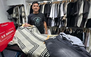 Ofertas por todos lados, pero ventas flojas en el sector de indumentaria en San Juan