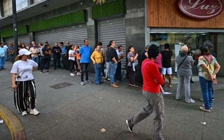 Tensión y filas en Caracas tras la detención de Maduro