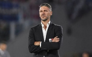 Mandaron al frente a Demichelis: los mensajes hot que le mandó a una modelo