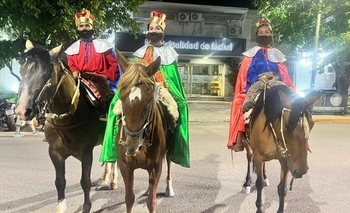 Solidaridad que emociona: Las Amazonas llevaron la magia de los Reyes a Jáchal 