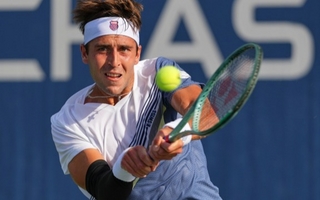 Musetti eliminó a Tomás Martín Etcheverry en octavos del ATP 250 Hong Kong