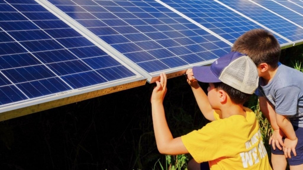 Energía solar y aprendizaje, la propuesta en las Colonias de Verano