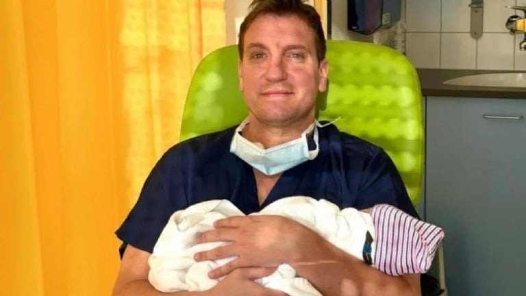 Maxi López "adelantó" el nacimiento de su hijo y le llovieron las críticas