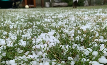 Registraron caída de granizo en zonas de Capital y Santa Lucía