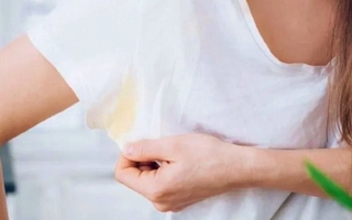 Cómo eliminar manchas amarillas de axilas y salvar tus camisas