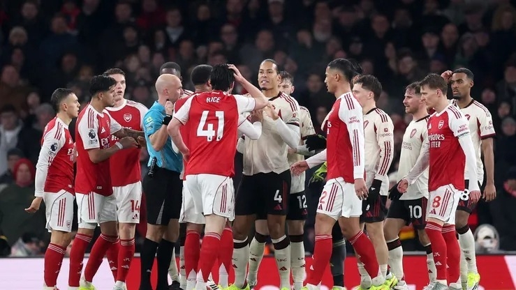 Cómo quedó la Premier League tras el empate del Arsenal y Liverpool