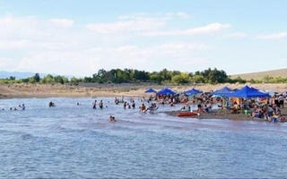 Alerta por bañistas: piden evitar ríos y canales no habilitados tras las lluvias