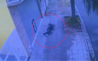 Intento de robo en La Matanza: una policía baleó a un adolescente 