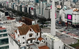 Se ofrece a la venta el histórico Chalecito sobre la 9 de Julio frente al Obelisco