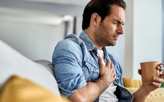 Prevención de infartos y ACV: estudio sobre cuatro factores de riesgo