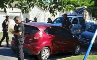 Se robaron un auto con una bebé en su interior y hubo desesperación