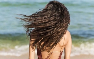 Cómo cuidar el pelo y el cuero cabelludo en verano: claves para evitar daño