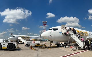 Un día después de las sanciones, Flybondi canceló el vuelo Buenos Aires - San Juan