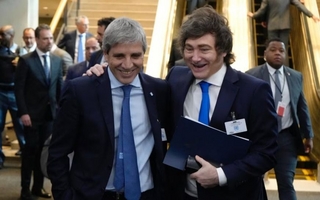 Caputo anunció superávit fiscal récord y destacó el ajuste del gasto