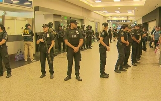 Megaoperativo en Aeroparque: deportaron a narcos peruanos