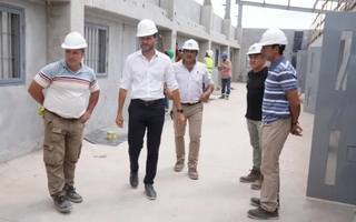 El gobernador Pullaro recorrió obras de “El Infierno”, la cárcel de máxima seguridad