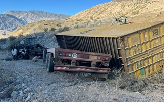 Imágenes del fatal siniestro que se cobró la vida de un camionero que ya fue identificado