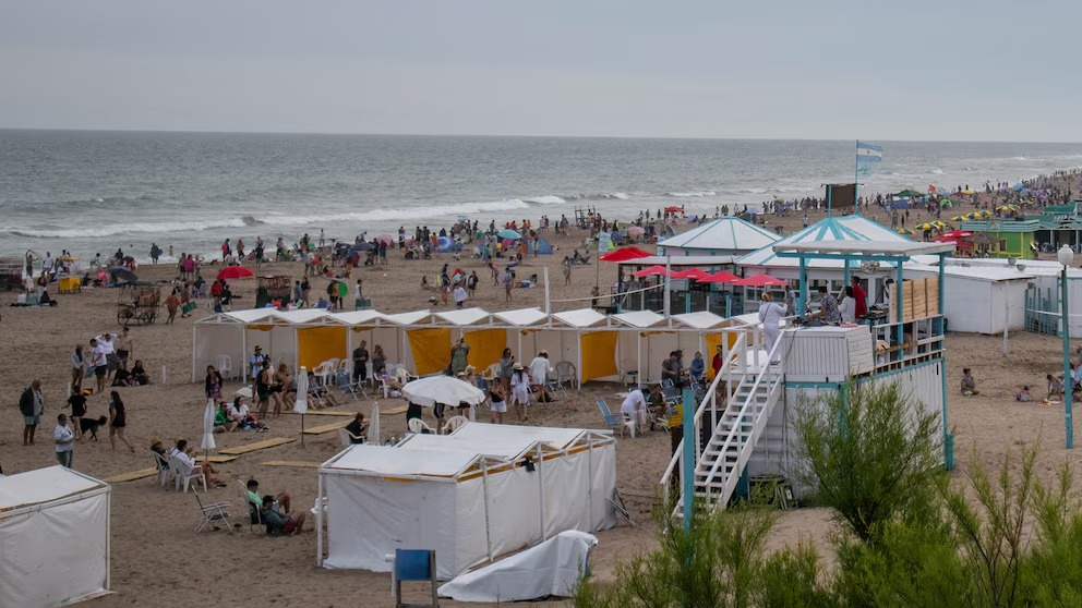 Vacaciones 2026 con gasto promedio alto, pero en la Costa Atlántica cayó un 26%