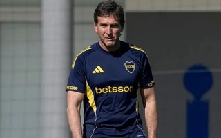 Boca apela a un juvenil ante la ola de lesiones en el ataque