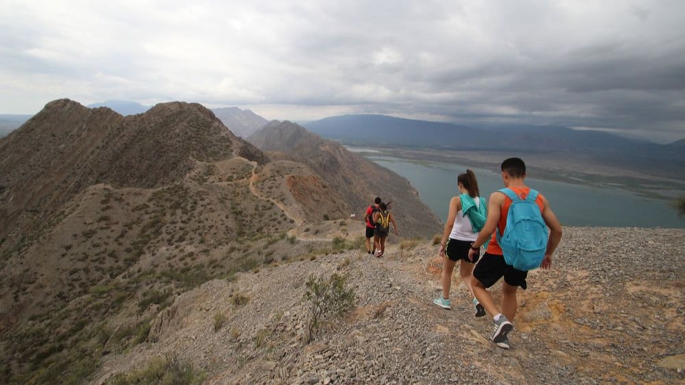 San Juan al aire libre: ofrecen trekking gratuito en Sarmiento y San Martín