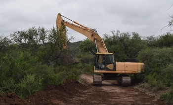 Llegaron las máquinas para reparar el Camino de los Sueños