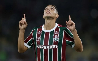 Boca busca a Kevin Serna: oferta inicial por el extremo colombiano