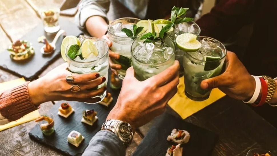 Verano y tragos: recetas fáciles con pocos ingredientes