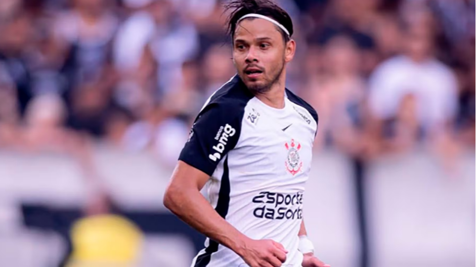 Ángel Romero llega a la Argentina y será el primer refuerzo de Boca en 2026