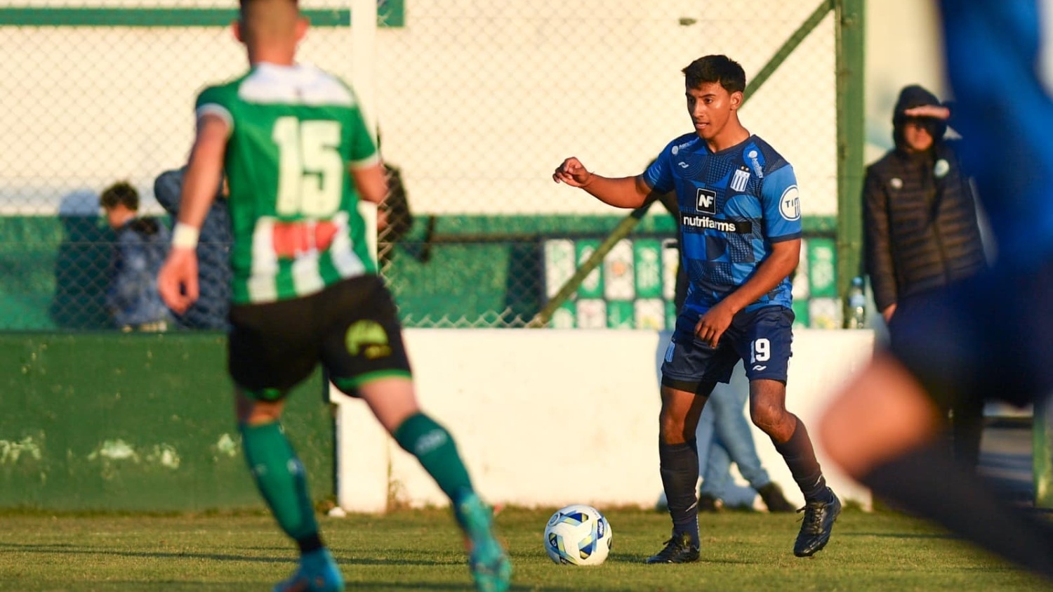 De Casuarinas al profesionalismo: Jorge Tejada cumplió el sueño de todo futbolista