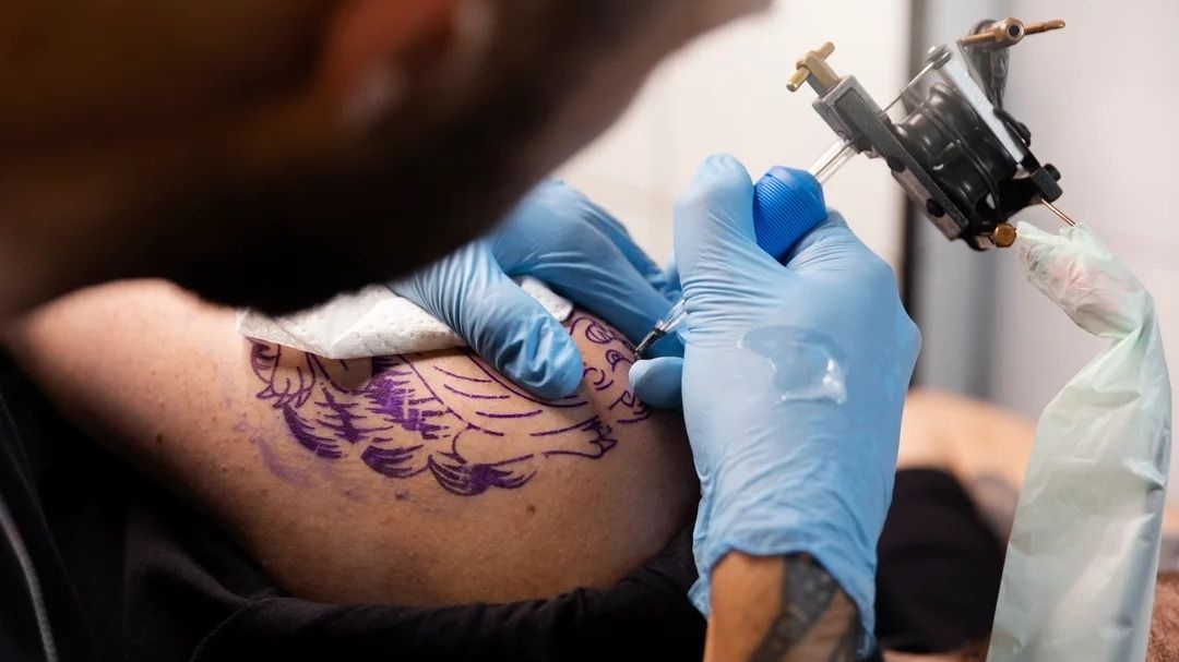 El tatuaje pasó a ser parte del paisaje urbano de los argentinos