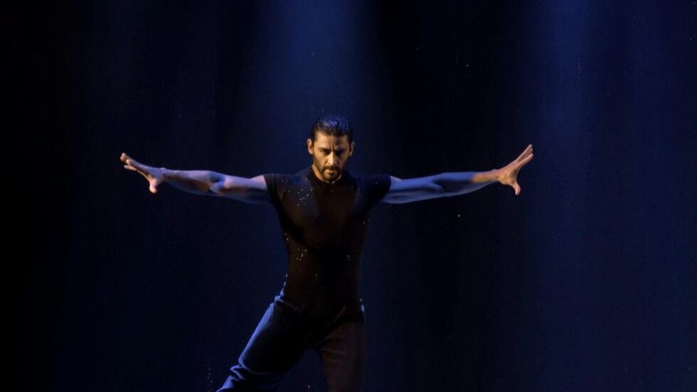 Hernán Piquín llega con “Me verás volver”, un homenaje danzado a Soda Stereo