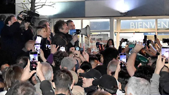 “Vamos a tener leyes razonables”, dijo Milei en su paso por Mar del Plata 