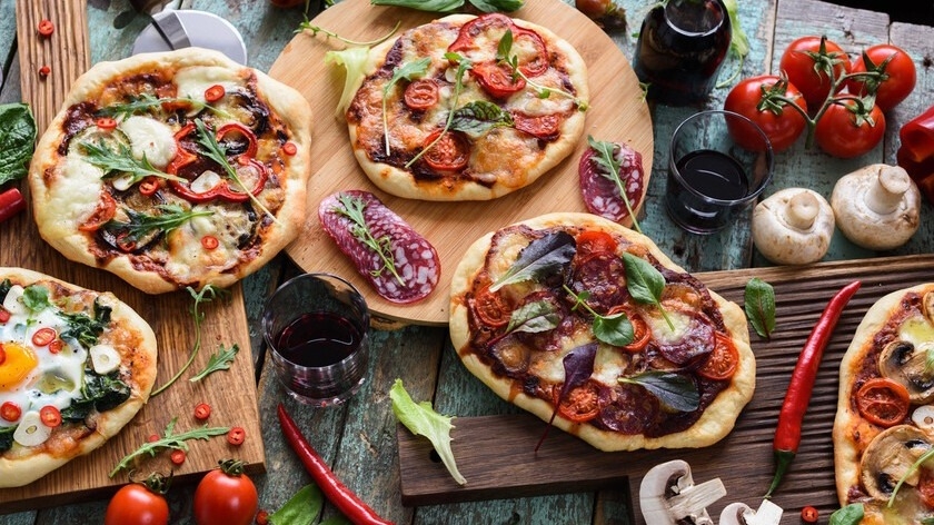 Ideas simples para pizzas gourmet en casa: el paso a paso
