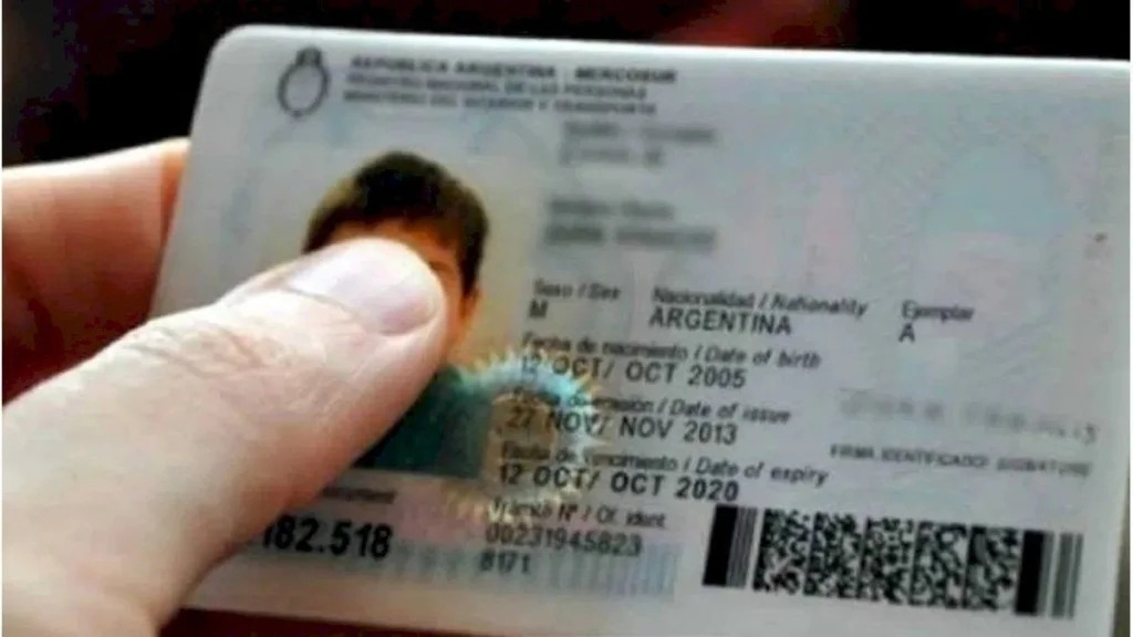 Nuevos pasaportes y DNI: qué cambia para viajar fuera del país