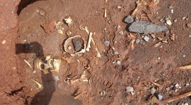 Una mujer descubrió restos humanos expuestos a cielo abierto en Marayes
