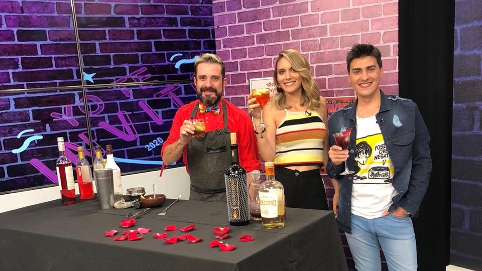 Tres simples cócteles para conquistar al amor de tu vida 