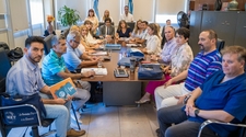 Gremios docentes, entre el malestar y la cautela ante la propuesta oficial