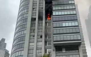 Incendio en una torre de Puerto Madero: evacuaron a 100 personas