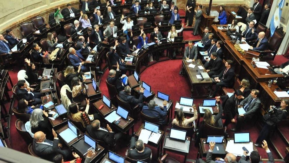 Senado aprobó el aumento a las jubilaciones y la restitución de la moratoria previsional