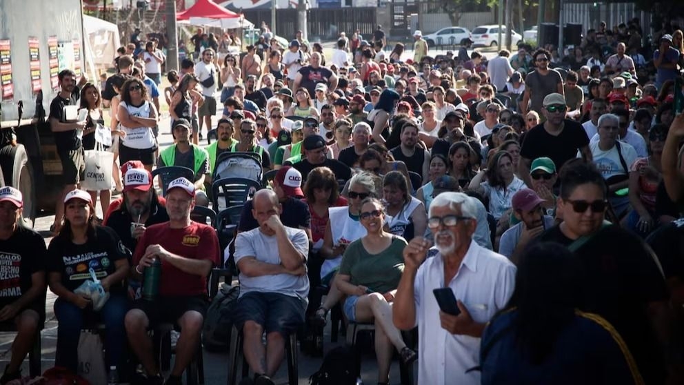 Reforma laboral: piqueteros y jubilados protestarán el 11 de febrero