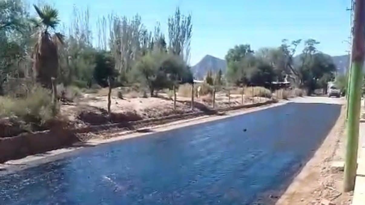 Tras más de 60 años, el pavimento llegó al Callejón Santana